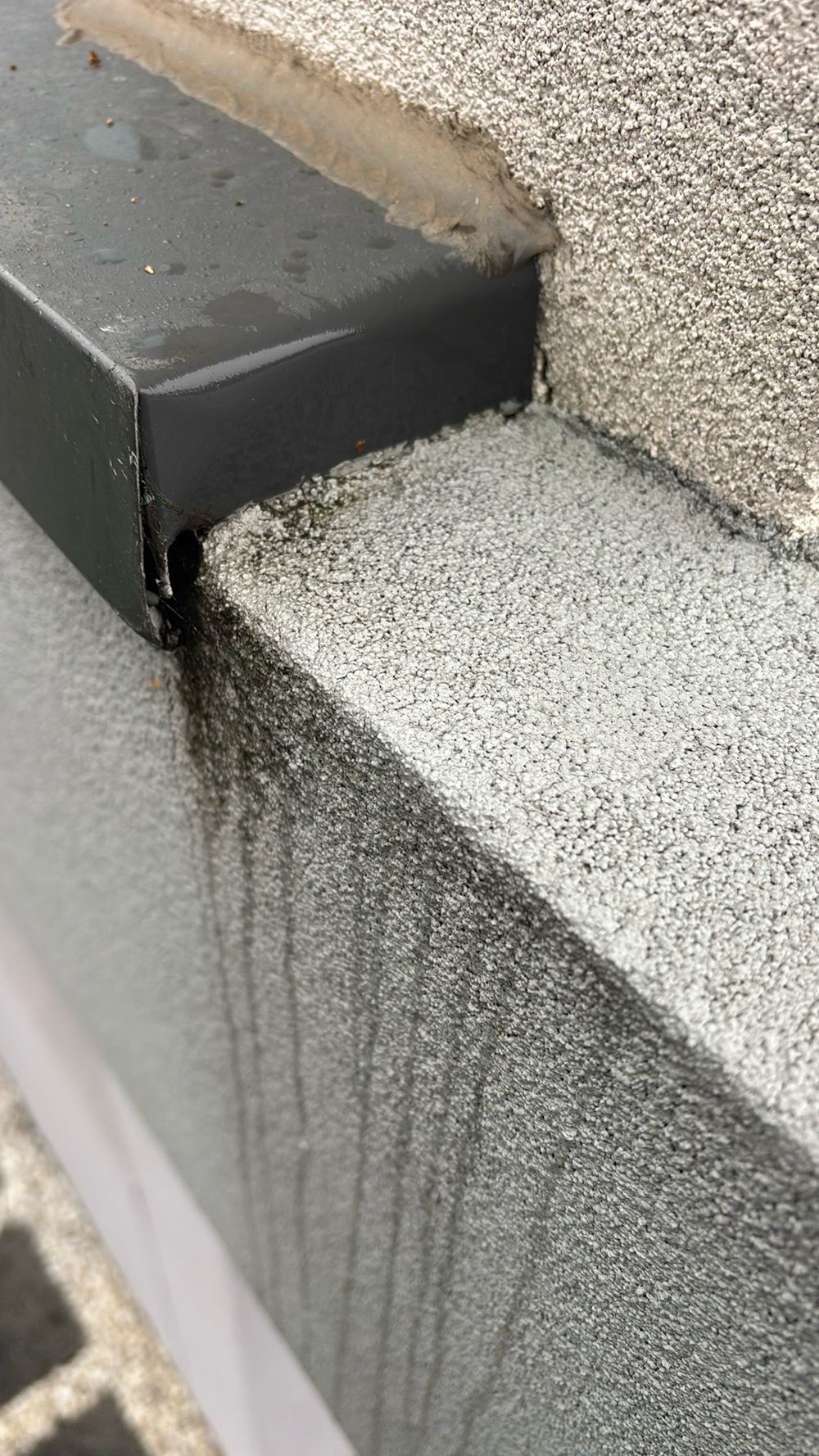 Category 2 veneer cracking recorded for the owner and the builder, found during a defect investigation in Maidstone